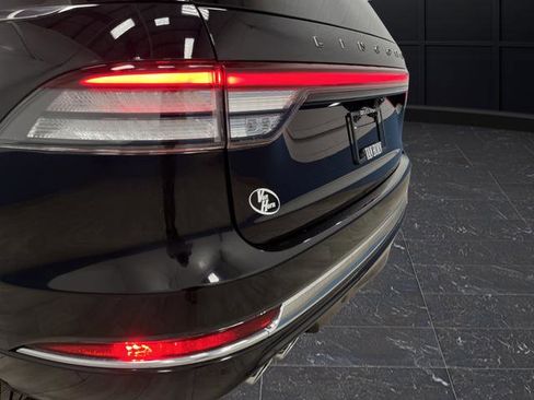 Used 2025 Lincoln Aviator Black Label image 38