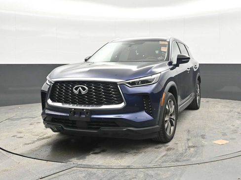 Used 2023 INFINITI QX60 Luxe w/ Cargo Package AWD/4WD image 4