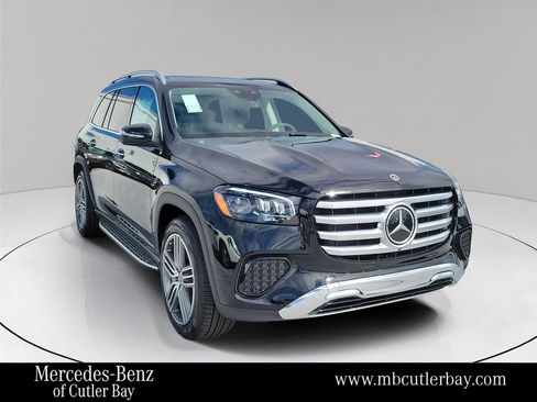 New 2026 Mercedes-Benz GLS 450 4MATIC image 1