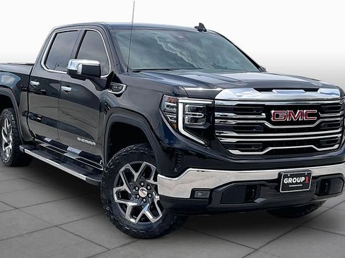 Used 2022 GMC Sierra 1500 SLT w/ SLT Convenience Package RWD image 3