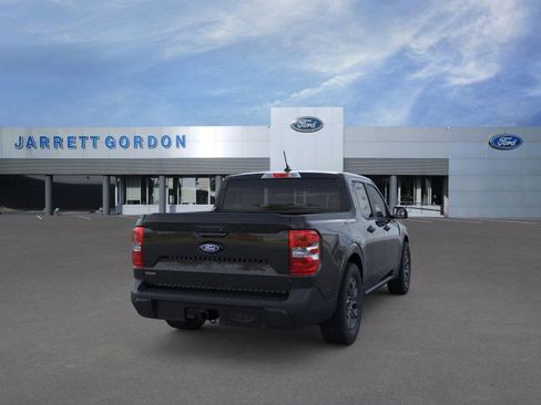 New 2025 Ford Maverick XLT image 8
