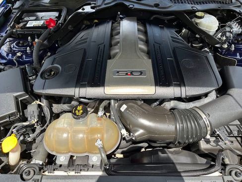 Used 2019 Ford Mustang GT Premium RWD image 30