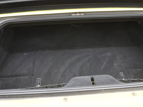 Used 2000 Chevrolet Corvette Convertible w/ Memory Pkg RWD image 23