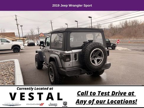 Used 2019 Jeep Wrangler Sport image 9