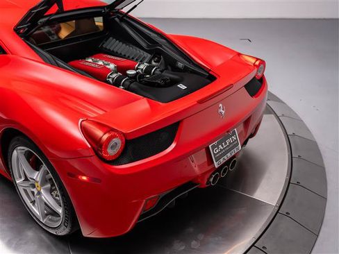 Used 2012 Ferrari 458 Italia Coupe RWD image 38