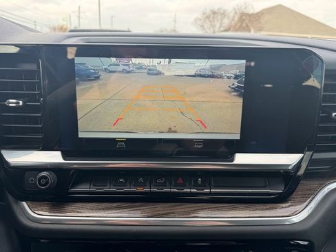 Used 2022 Chevrolet Silverado 1500 LT image 24