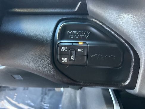 Used 2024 RAM 3500 Big Horn image 46