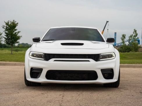 Used 2023 Dodge Charger SRT Hellcat RWD image 2