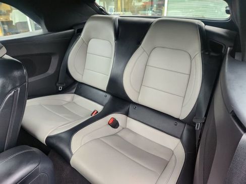 Used 2024 Ford Mustang Premium image 15