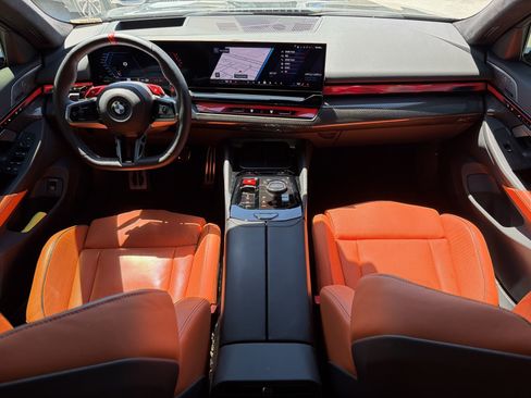 Used 2025 BMW M5 w/ Carbon Package image 6