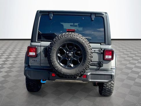 Used 2023 Jeep Wrangler Unlimited w/ Sun & Screen Package AWD/4WD image 7