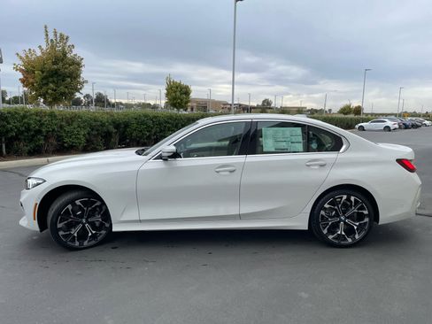 New 2026 BMW 330i Sedan w/ Premium Package image 3