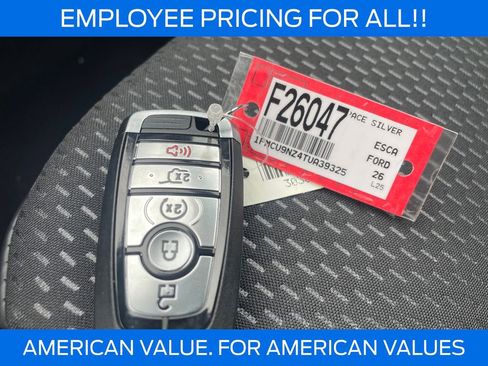 New 2026 Ford Escape ST-Line Select w/ Tech Pack #2 AWD/4WD image 9