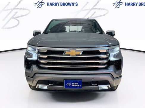 Used 2024 Chevrolet Silverado 1500 High Country w/ Technology Package AWD/4WD image 6