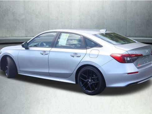 Used 2023 Honda Civic Sport image 14
