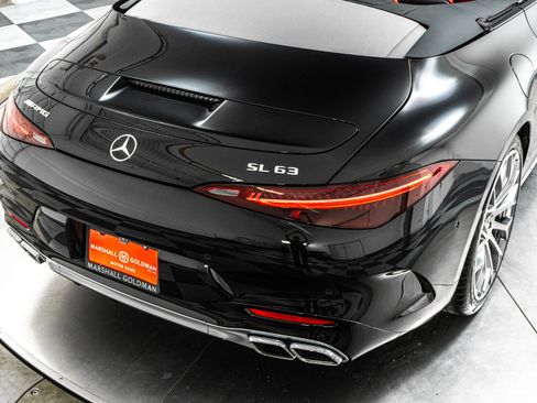 Used 2024 Mercedes-Benz SL 63 AMG 4MATIC image 38
