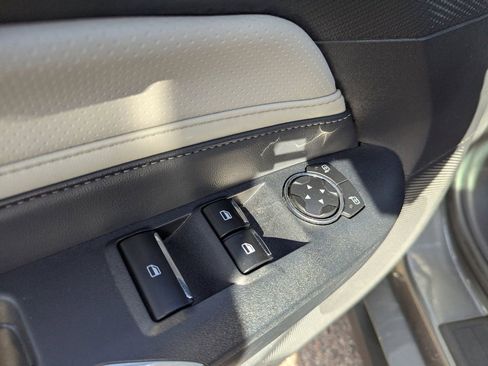 Used 2024 Ford Mustang Premium image 28