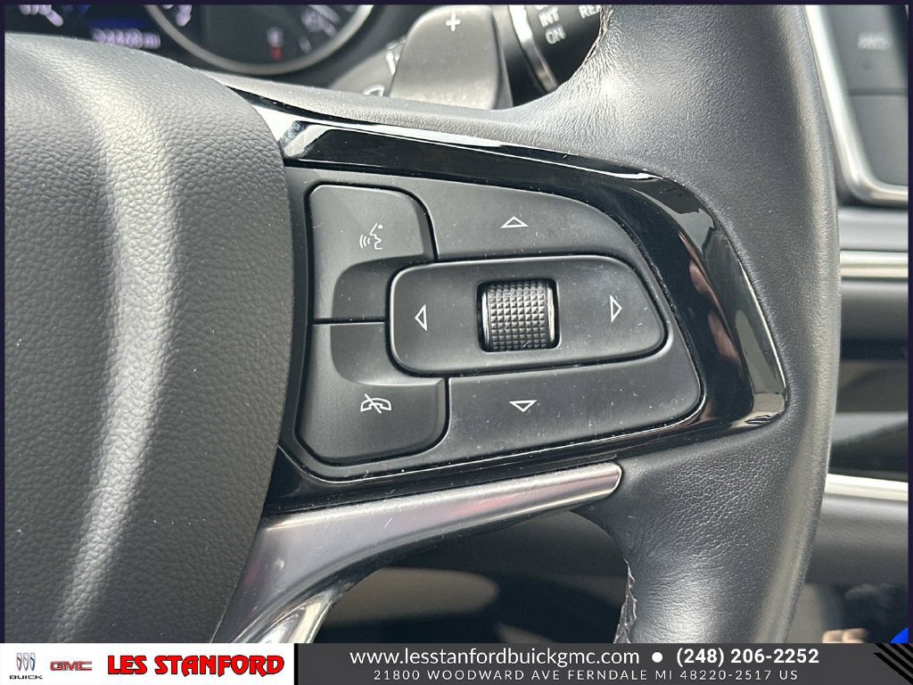 Used 2023 Buick Enclave Avenir AWD/4WD image 25