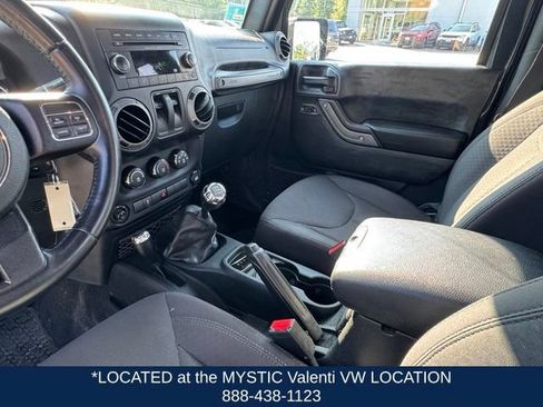 Used 2017 Jeep Wrangler Sport w/ Quick Order Package 23S AWD/4WD image 16