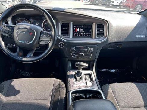 Used 2022 Dodge Charger SXT image 10