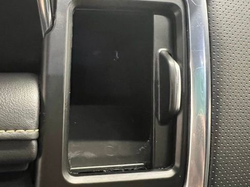 Used 2023 GMC Yukon AT4 AWD/4WD image 25