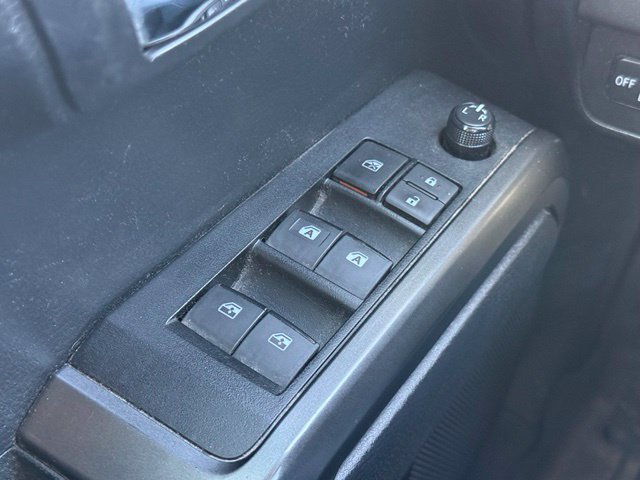 Used 2020 Toyota Tacoma TRD Off-Road w/ TRD Premium Off Road Package AWD/4WD image 28