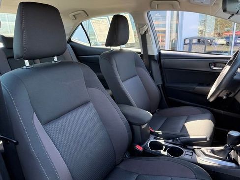 Used 2017 Toyota Corolla LE image 21