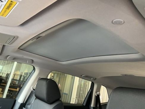 New 2026 Honda CR-V EX image 7