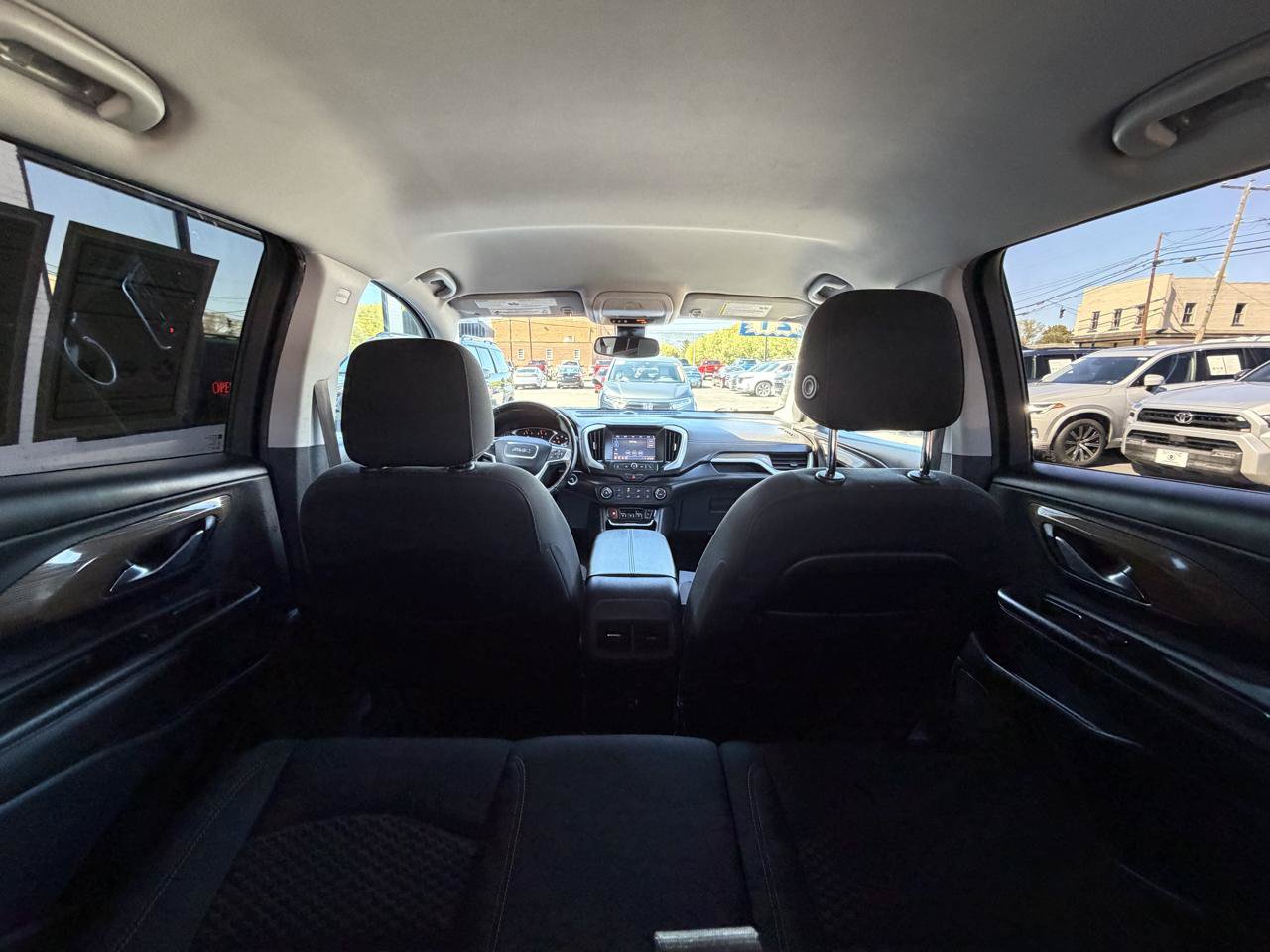 Used 2021 GMC Terrain SLE w/ Elevation Edition AWD/4WD image 19