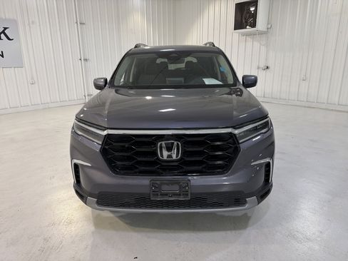 Used 2023 Honda Pilot Elite image 8