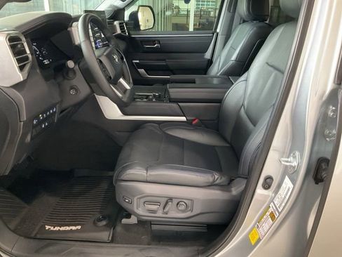 Used 2023 Toyota Tundra Platinum image 4