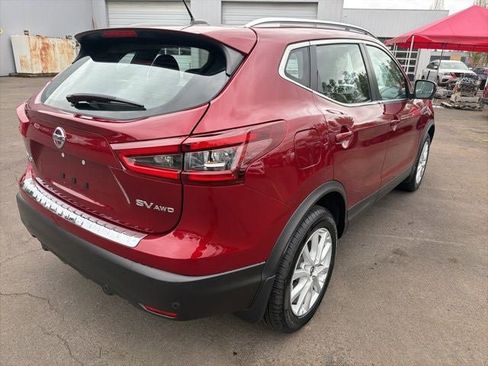 Used 2022 Nissan Rogue Sport SV w/ Technology Package AWD/4WD image 3