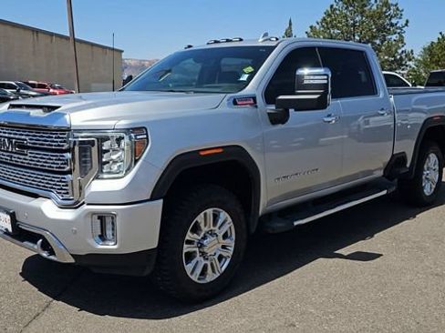 Used 2021 GMC Sierra 2500 Denali w/ Denali Ultimate Package AWD/4WD image 5