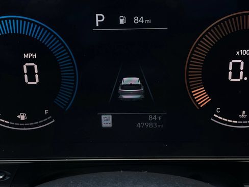 Used 2025 Hyundai Kona SEL FWD image 15