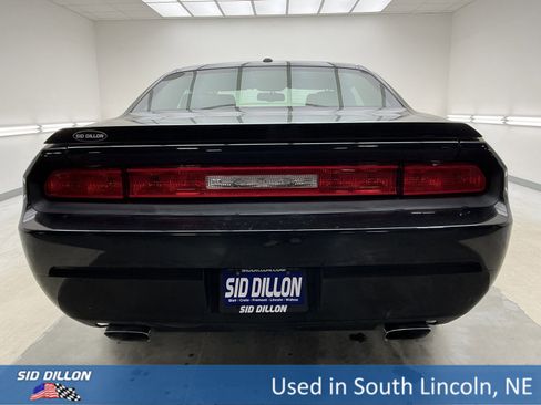 Used 2010 Dodge Challenger R/T image 6