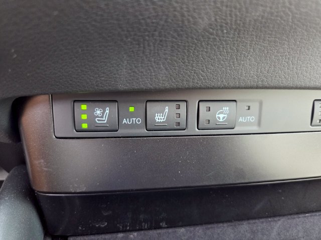Certified 2025 Lexus ES 350 w/ Premium Package FWD image 11