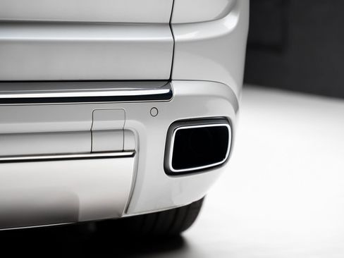 Used 2019 Rolls-Royce Cullinan AWD/4WD image 32
