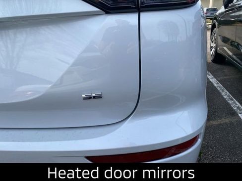 New 2026 Mitsubishi Outlander LE image 13