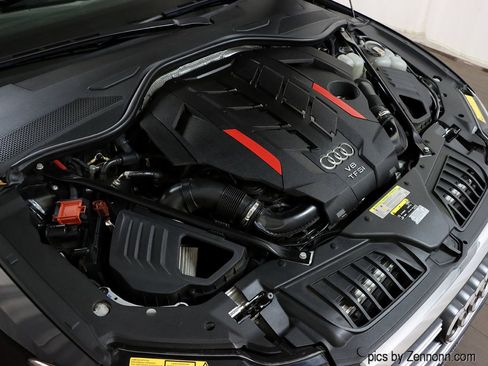Used 2020 Audi S8 L w/ S8 Executive Package image 38