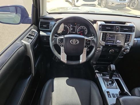 Used 2022 Toyota 4Runner TRD Sport AWD/4WD image 11