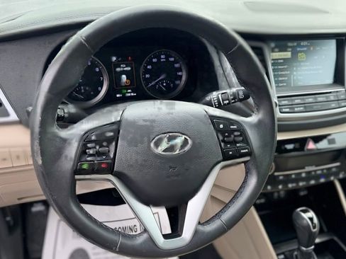 Used 2016 Hyundai Tucson Limited w/ Option Group 03 AWD/4WD image 15