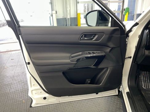 New 2026 Nissan Pathfinder SV FWD image 18
