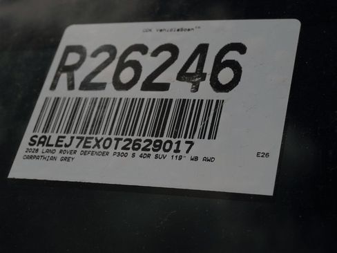 Used 2026 Land Rover Defender 110 S AWD/4WD image 32