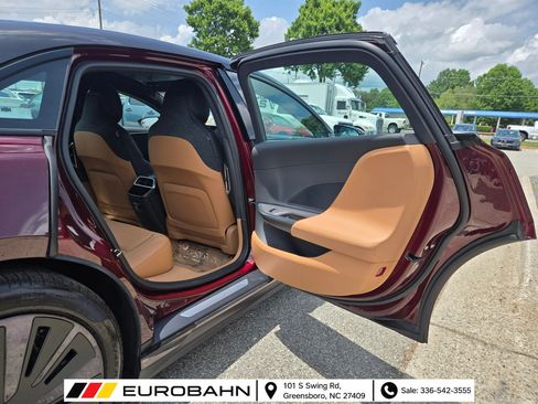 Used 2025 Lucid Air Touring AWD/4WD image 19