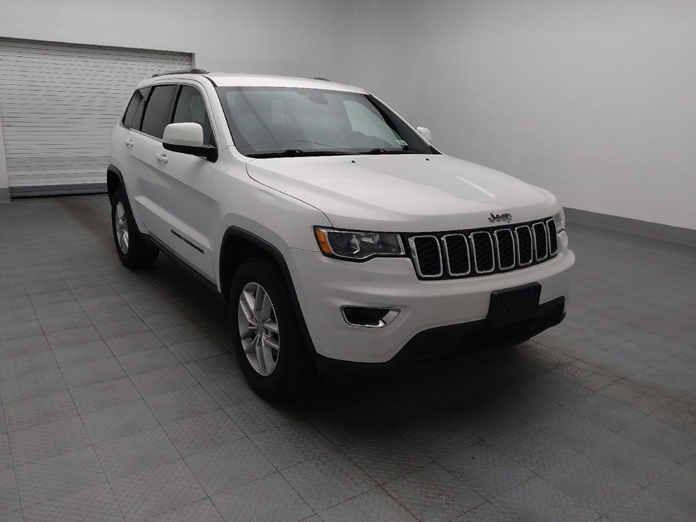 Used 2018 Jeep Grand Cherokee Laredo AWD/4WD image 13