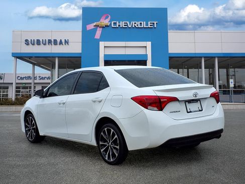 Used 2018 Toyota Corolla SE w/ Carpet Mat Package (TMS) FWD image 6