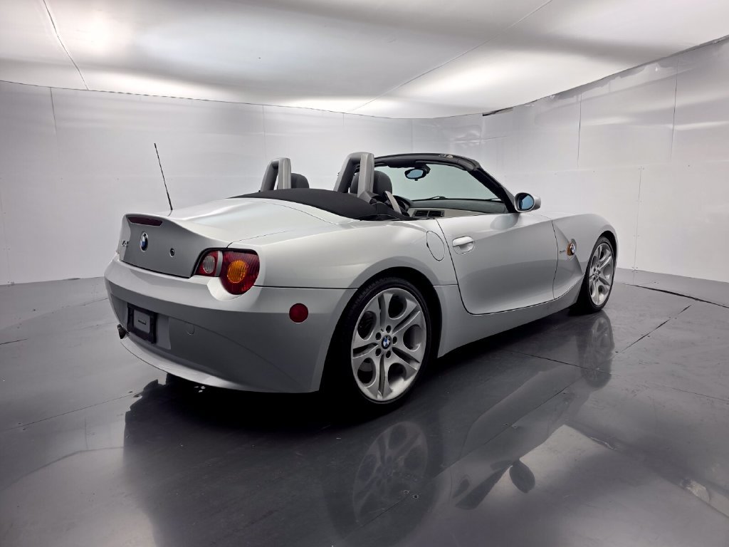 Used 2004 BMW Z4 3.0i RWD image 4