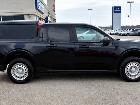 Used 2022 Ford Maverick XL image 2