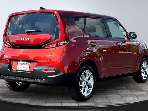 Used 2022 Kia Soul S FWD image 6