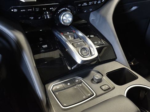 Used 2024 Acura MDX SH-AWD image 25